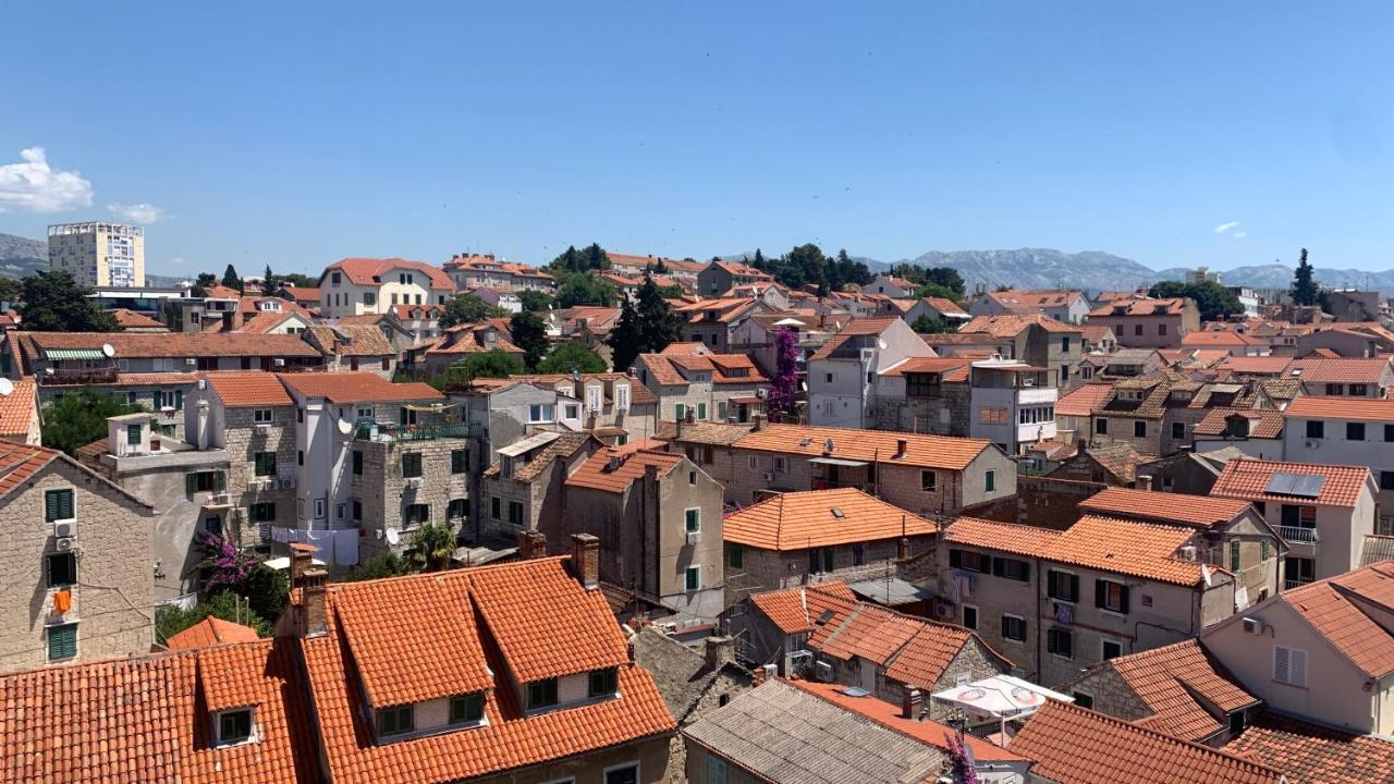 Split Apartments Trpimira Street Exterior foto
